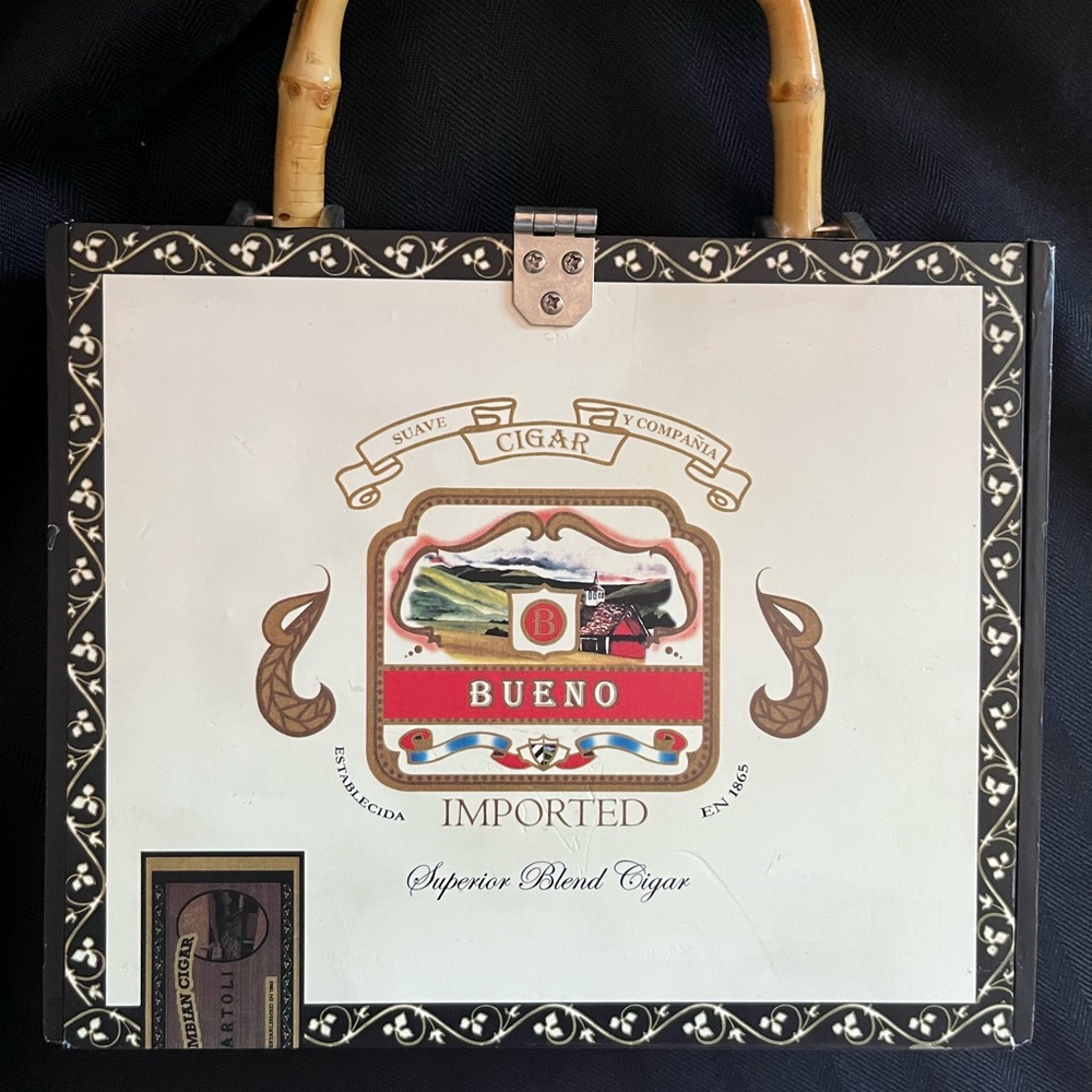 Florida Theme "cigar box" Pocketbook - Picture 2 of 9